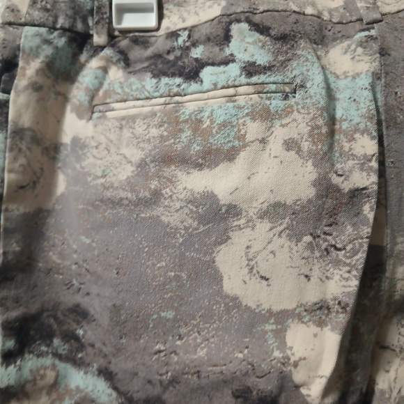 Mossimo Supply Co. Patterned Pants in Gray and Cream - Picture 8 of 9